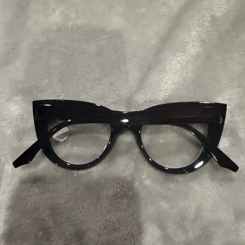 Elegant Black Rhinestone Cat-Eye Glasses +2.50 - Picture 3 of 6
